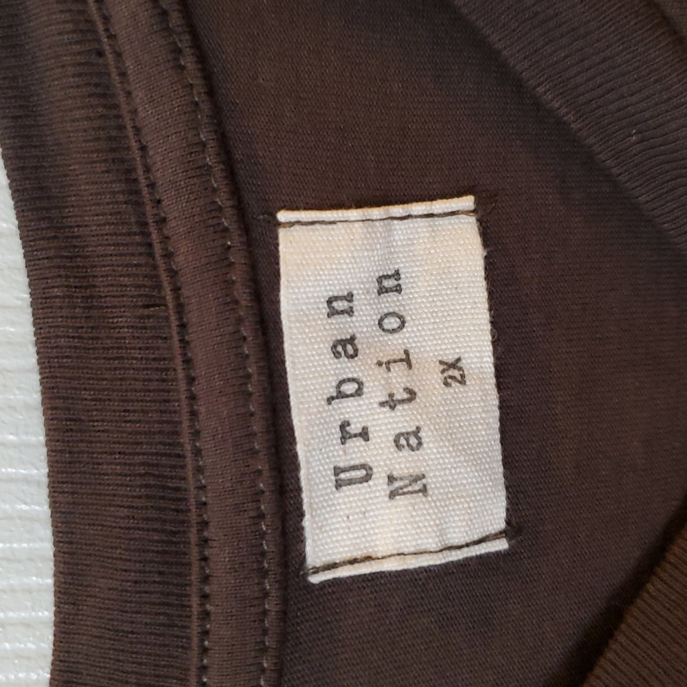 Urban Nation Brown Graphic T-Shirt 2x - Picture 3 of 5